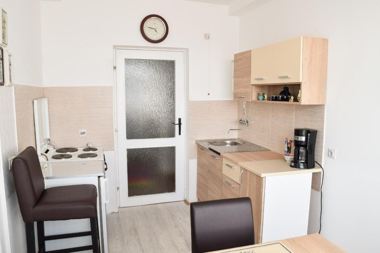 Apartman Bane 021 Nowy Sad Zewnętrze zdjęcie